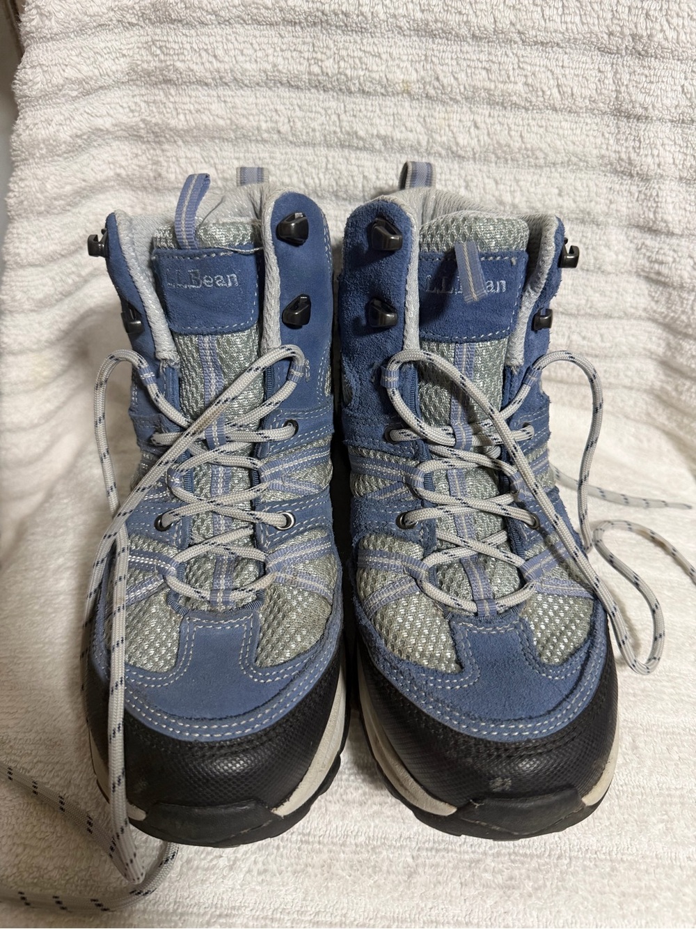 L.L. Bean Women  Lace-Up Hiking Boots Blue Suede and Gray  Mesh 9.5